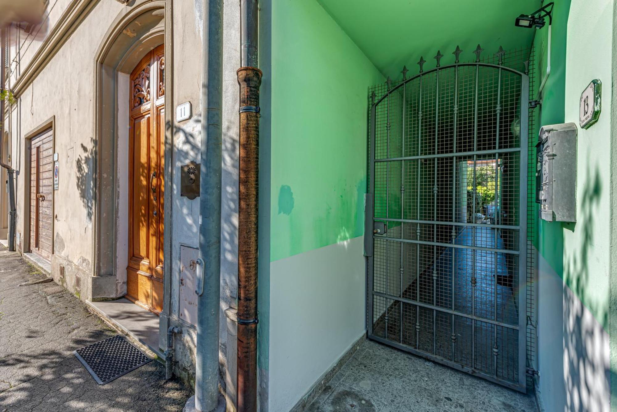 Ferienwohnung Un Angolo Nel Verde A Empoli Exterior foto